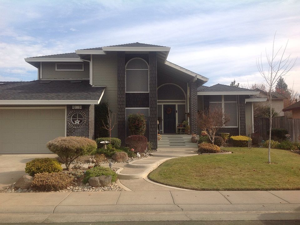 1st image of 311 Finch Dr