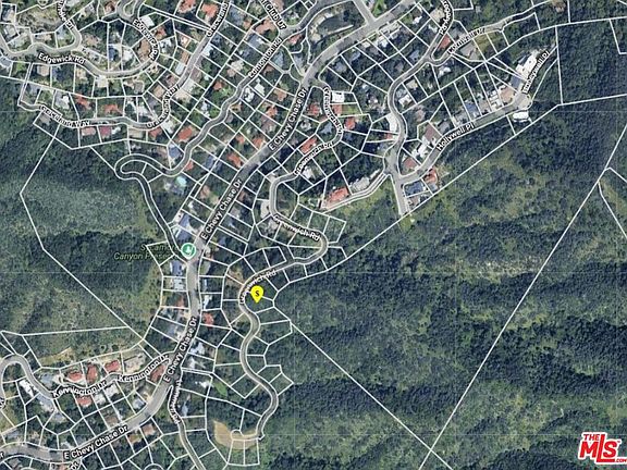 2nd image of 55607 Greenwich Rd