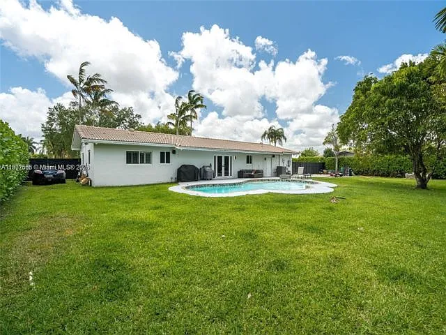 10841 SW 127th St — Photo 13