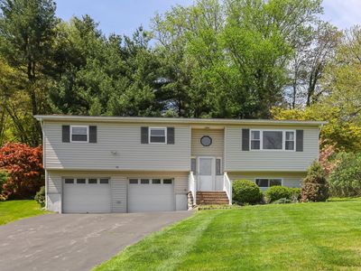 51 Brookside Road, Mahopac, NY, 10541