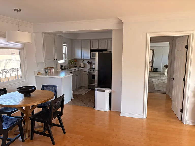 11646 Chenault St #25 — Photo 10