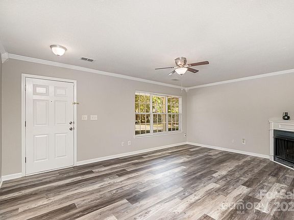5th image of 5645 Kimmerly Woods Dr #2206