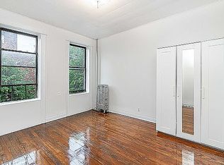 28-07 38th St #3F, Astoria, NY 11103