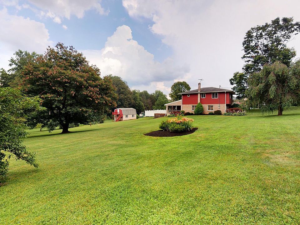 813 Huffs Church Rd, Alburtis, PA 18011 Zillow