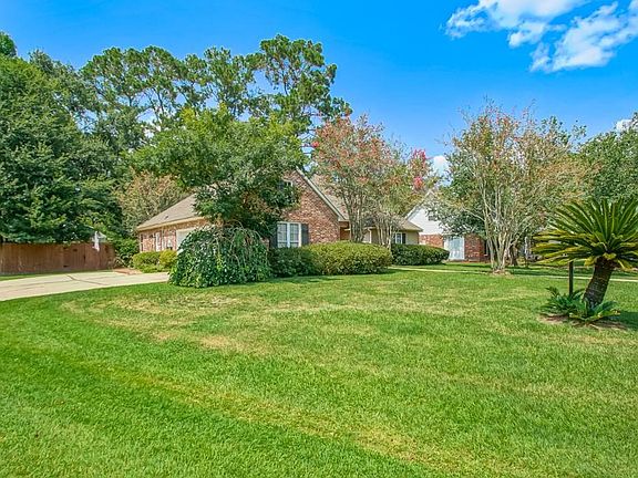 2nd image of 7136 Creekwood Dr
