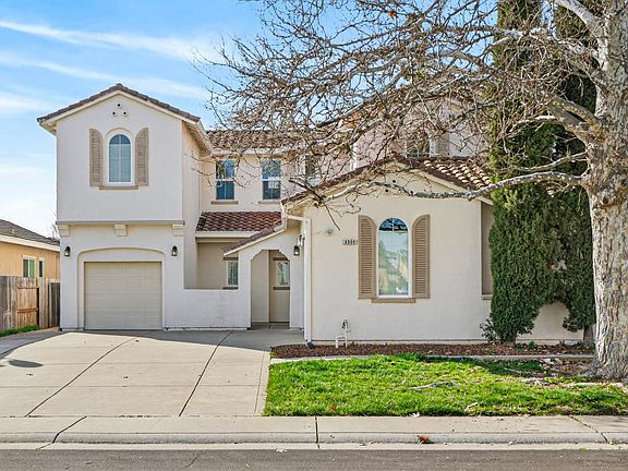 2nd image of 6900 Elvora Way