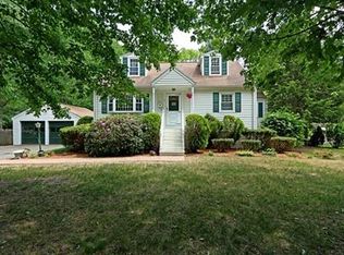 4 Glenwood St, Burlington, MA 01803
