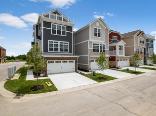 15295 Mystic Rock Ct, Carmel, IN 46033