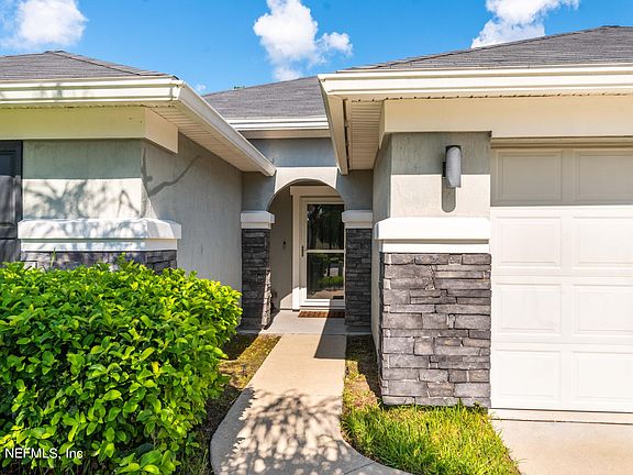 5th image of 43 CRESCENT COVE Court