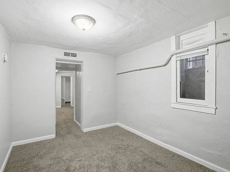 1325 Corona — Photo 40