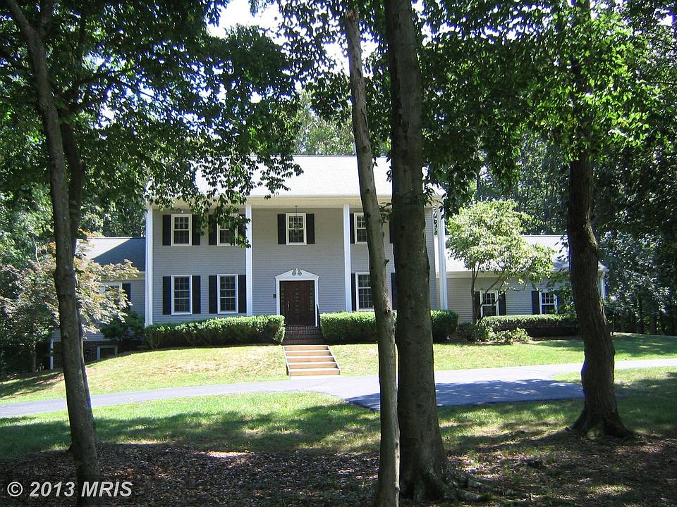 1st image of 4749 Occoquan Club Dr