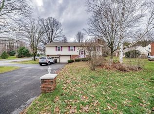 483 N Westfield St, Feeding Hills, MA 01030