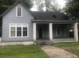 472 W Broad St, West Point, MS 39773