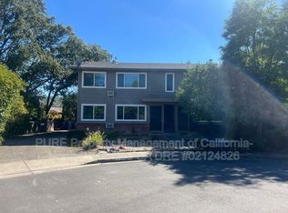 175 Oak Manor Ct APT C, Ukiah, CA 95482