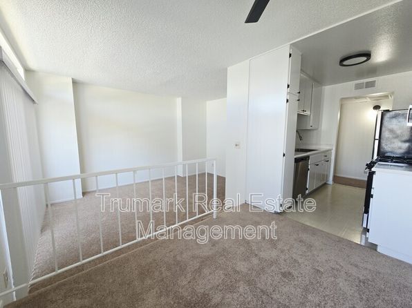 14605 Burbank Blvd APT 108