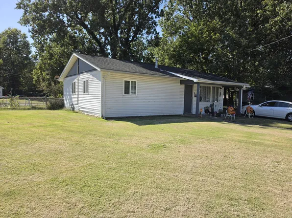 1932 S 25th St, Paducah, KY 42003