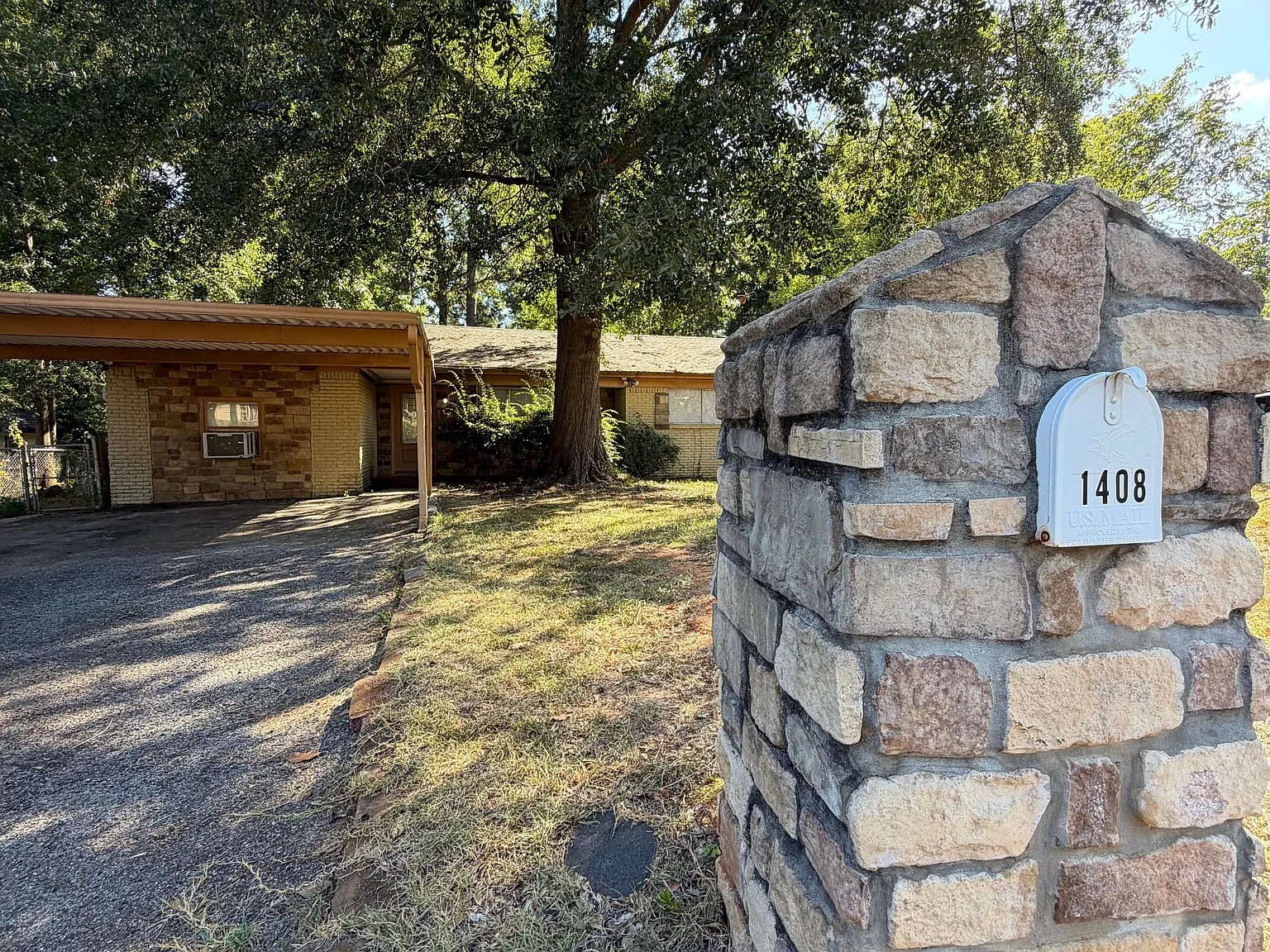 3 bed, 1666 sqft, $1,695 — Photo 2