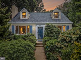 6202 Wilmett Rd, Bethesda, MD 20817