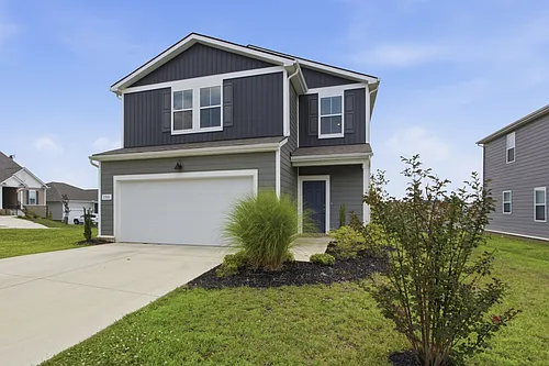 3901 Sadie St Photo 1