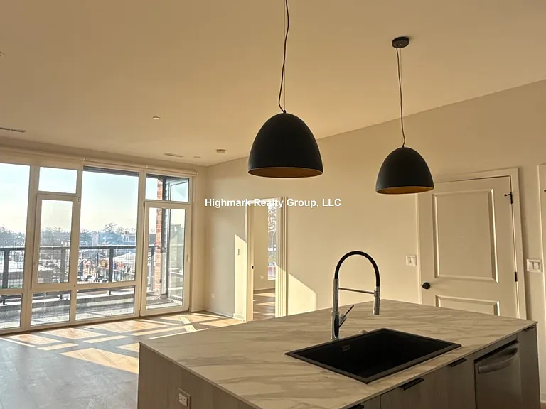3207 N Narragansett Ave #306A — Photo 1