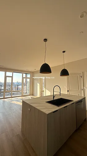 3207 N Narragansett Ave #306A Photo 1