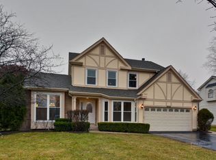 1502 Madison Dr, Buffalo Grove, IL 60089