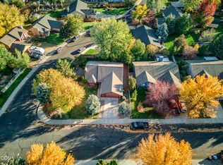 2120 NW Ivy Ave, Redmond, OR 97756