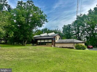 1945 Allentown Rd, Quakertown, PA 18951