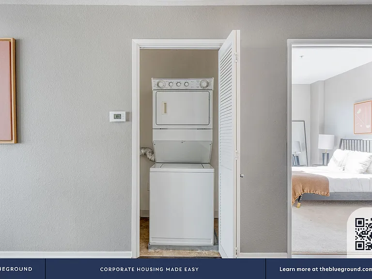 Washer/Dryer in Apartment