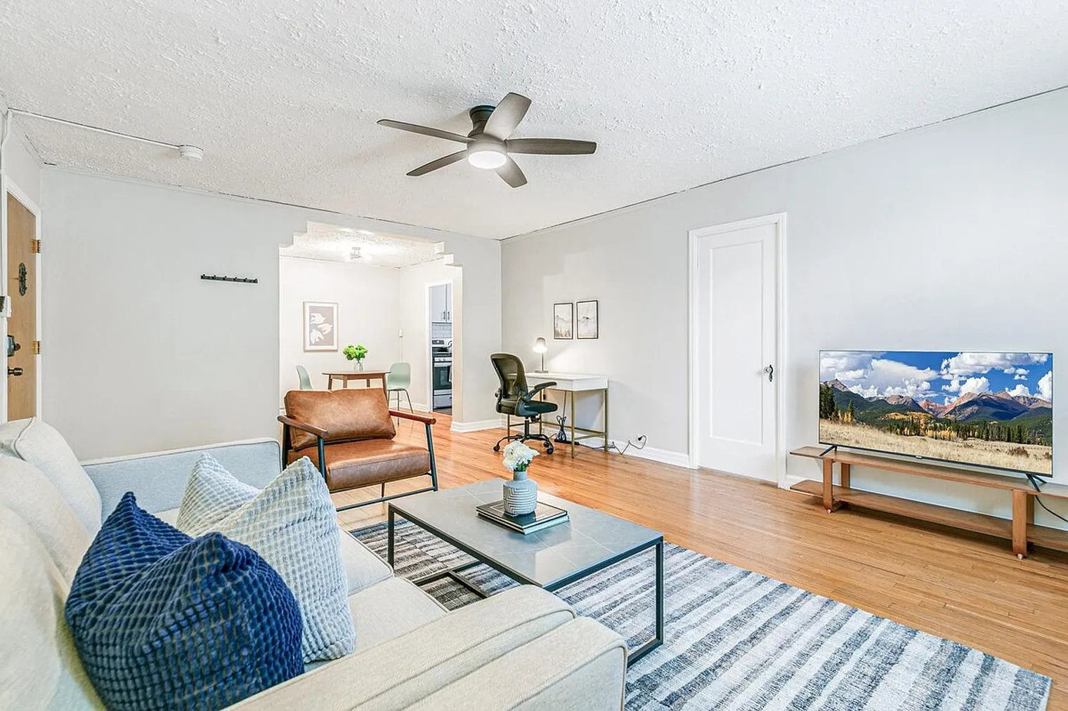 2 bed, 1.0 bath, $3,518 — Photo 1