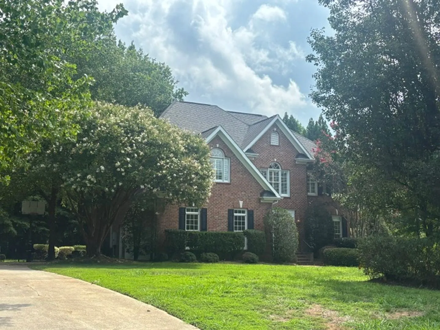43 Crooked Creek Lane - Bev Roberts Rentals and Property Management — Photo 2