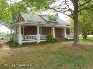 2405 Union Cross Rd, Winston Salem, NC 27107