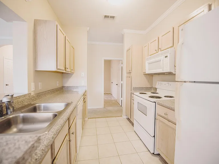 7800 Point Meadows Dr #1528 — Photo 2