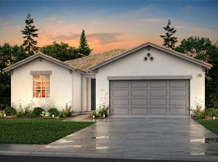 2080 Descanso Ave, Clovis, CA 93619