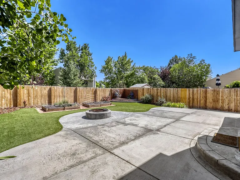 11339 W Aqueduct Dr — Photo 17