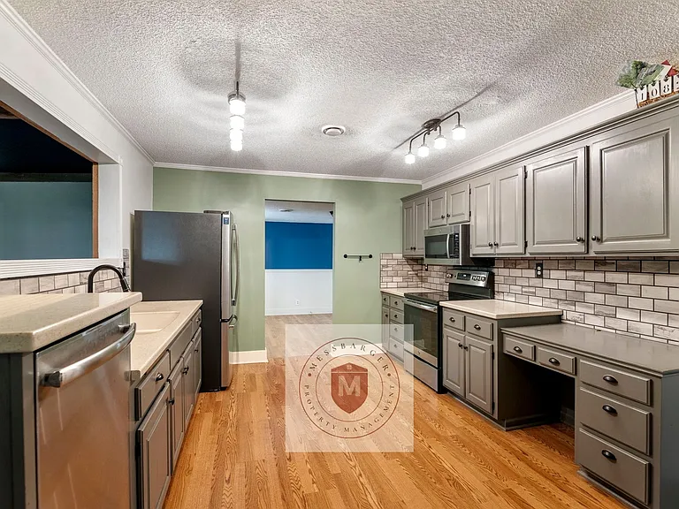 10824 W 64th Ter — Photo 10