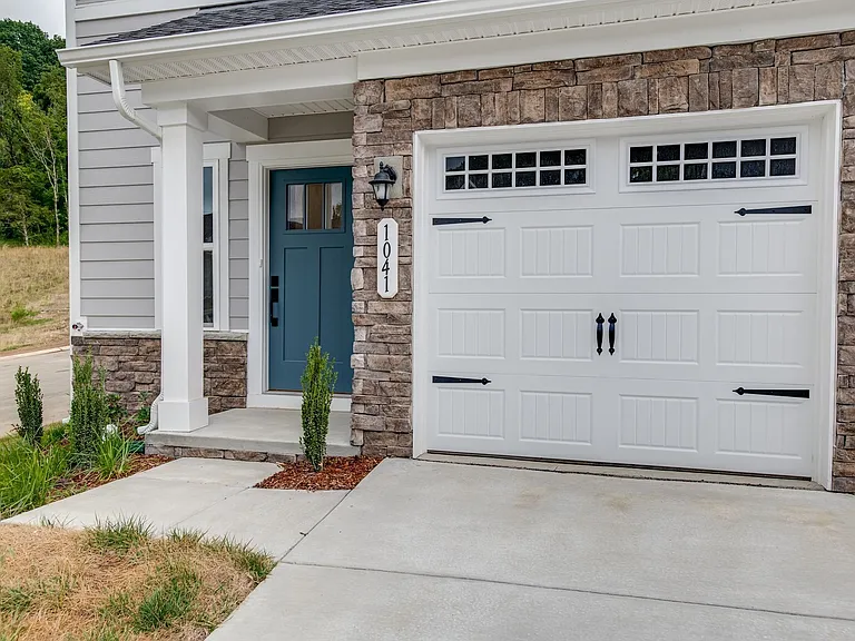 1041 Mountain View Dr — Photo 26