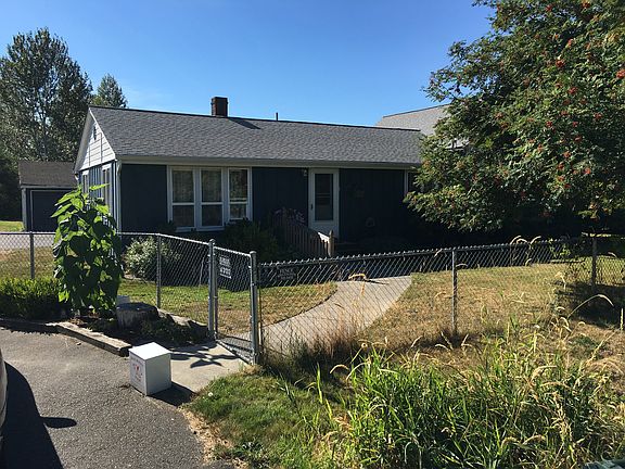 2nd image of 9808 22nd Ave E