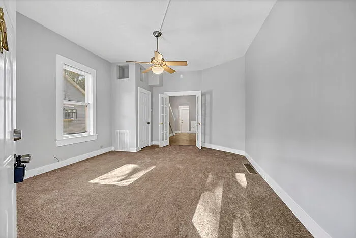 117 Church St — Photo 2