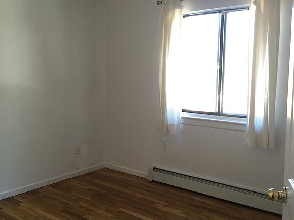3rd image of 20714 48th Ave #2