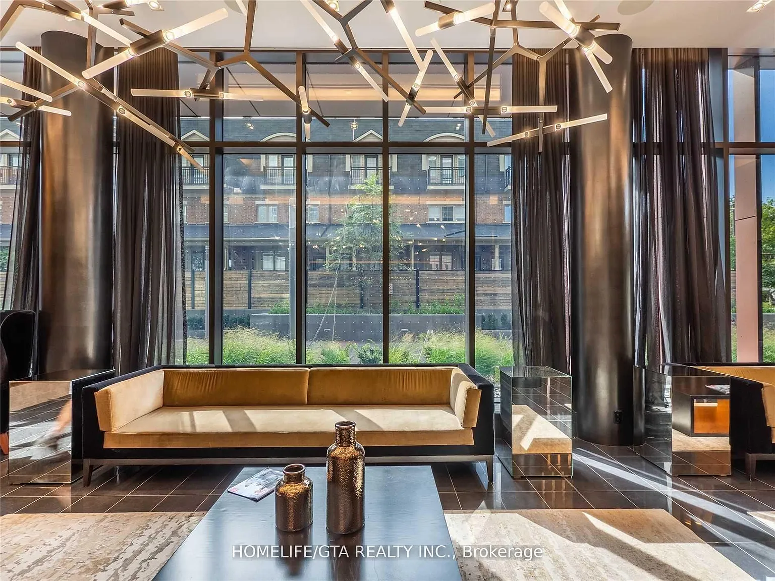 2 bed, $2,450 — Photo 3