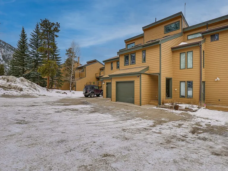 15 Granite St — Photo 31