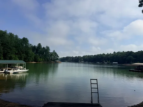 142 Lake Breeze Ln, Blairsville, GA 30512