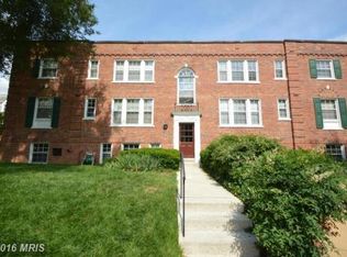 1812 N Queens Ln, Arlington, VA 22201