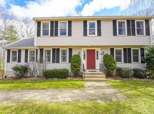 5 Arbor Rd, Uxbridge, MA 01569