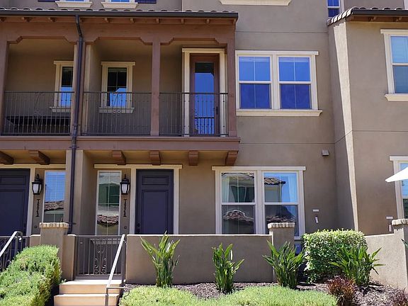 3rd image of 16046 Veridian Cir
