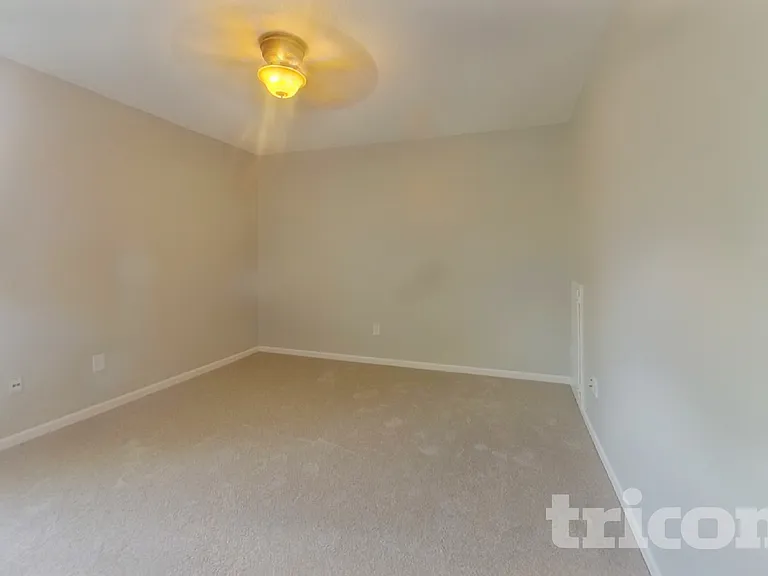 1404 S Montebello St — Photo 15