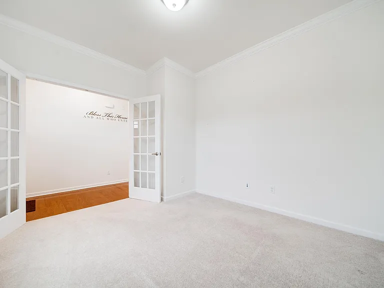2074 Morton Dr — Photo 24