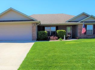 145 Jupiter St, Holts Summit, MO 65043