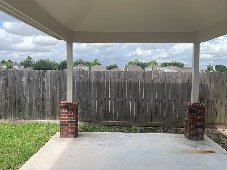 8911 Starlamp Ln — Photo 26
